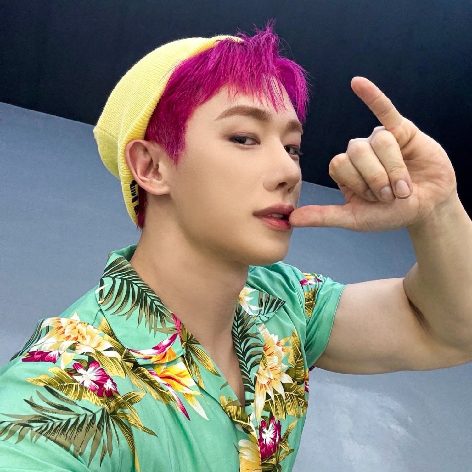A moment captured by Wonho's fan