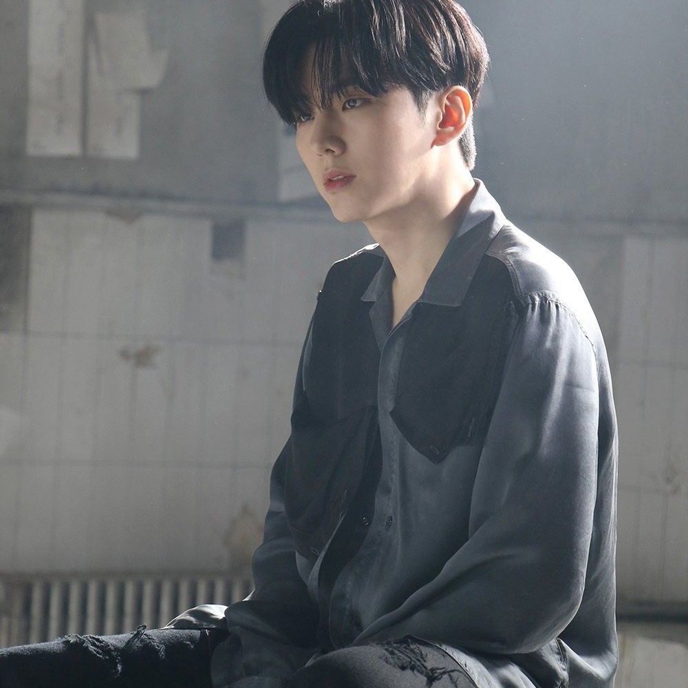 Behind-the-scenes cut of MONSTA X