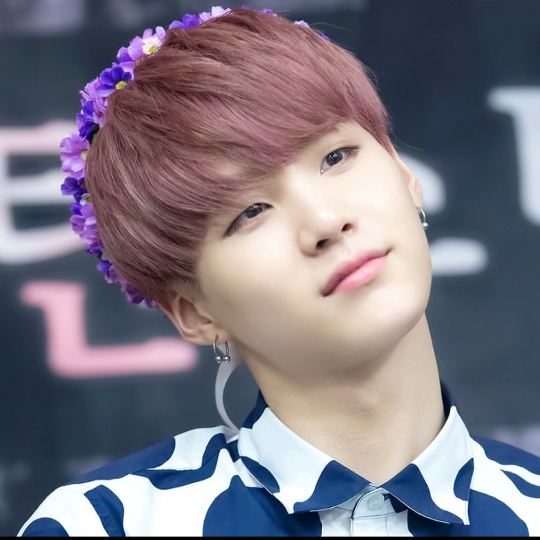Foto terbaru SUGA (BTS)