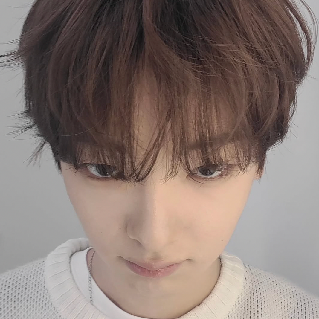 A moment captured by Kang Woojin's fan