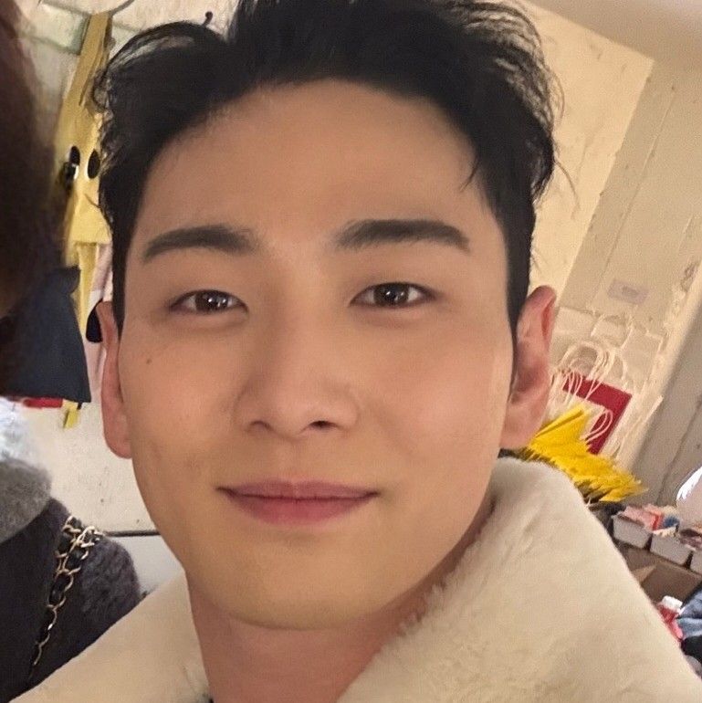 백호의 비하인드 컷