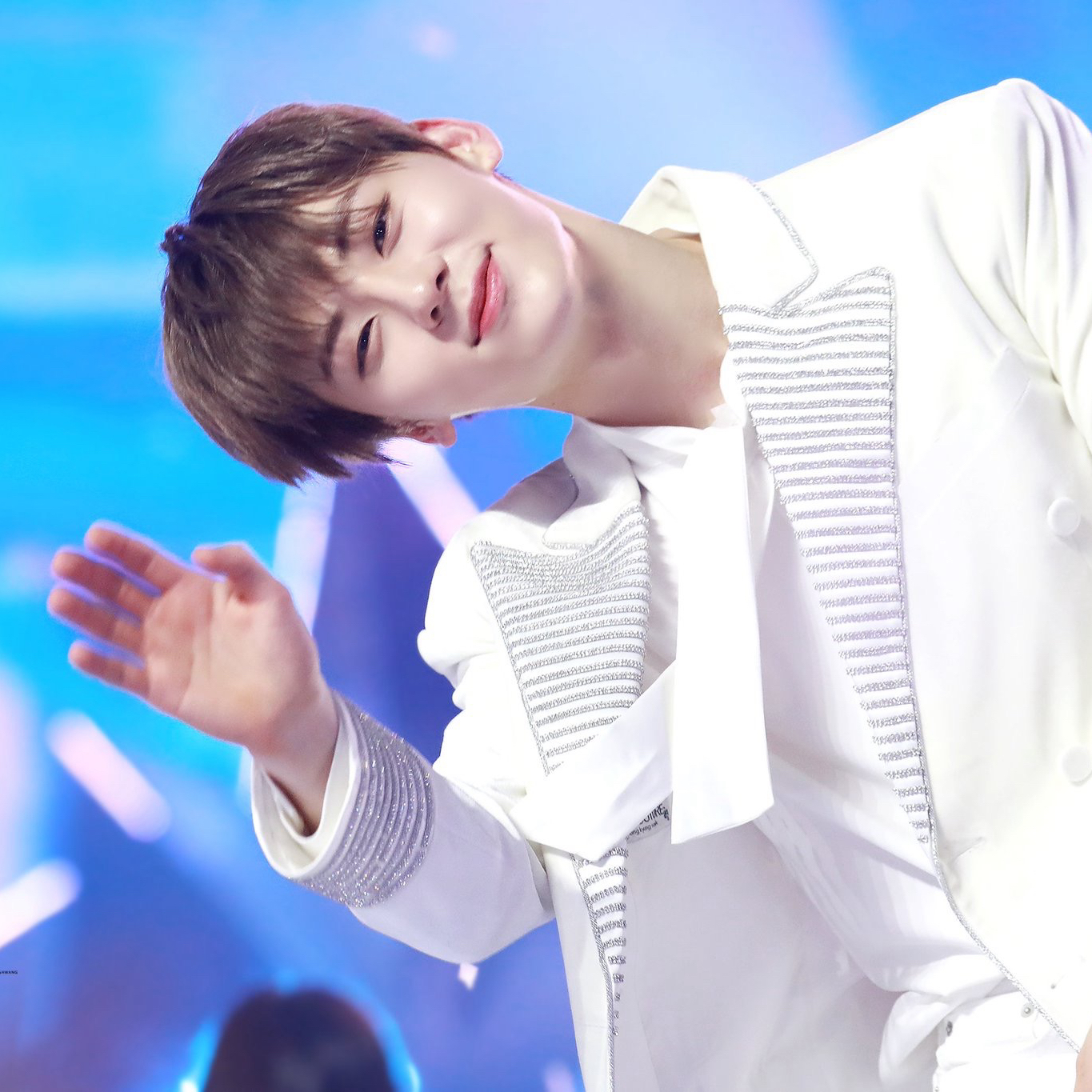 Latest photo of Hwang Minhyun