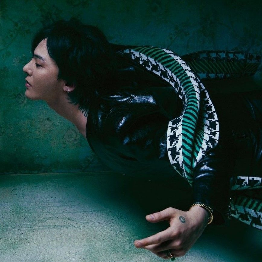 Recent activity shot of G-DRAGON (BIGBANG)