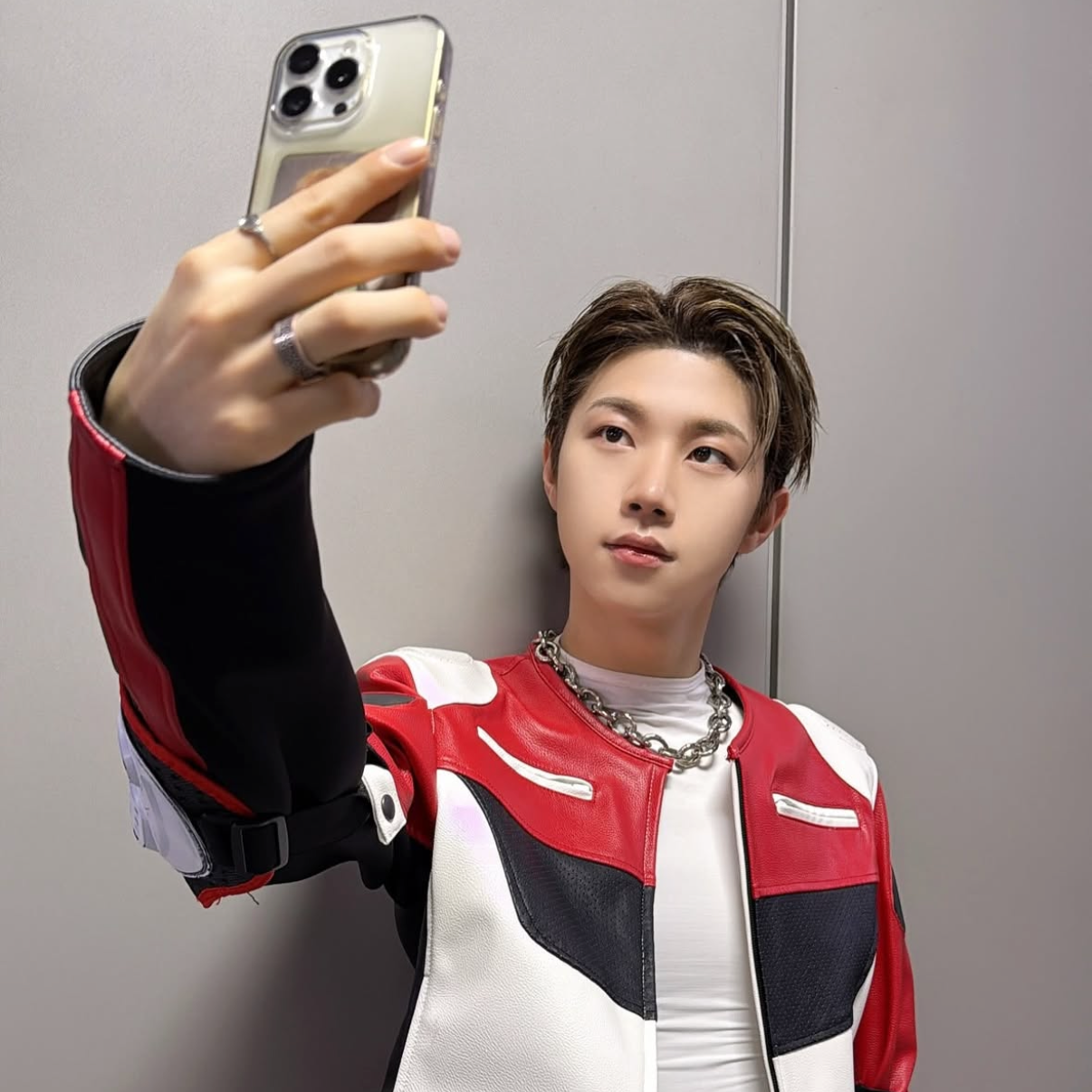 Latest photo of Hyunwoo (Xikers)