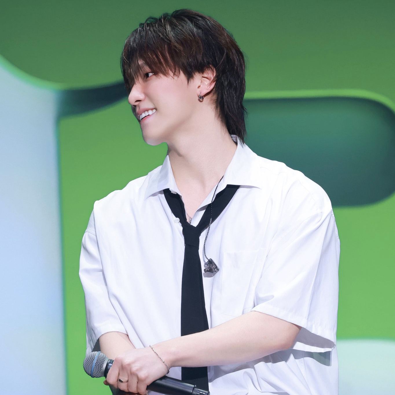 Latest photo of Dino (SEVENTEEN)