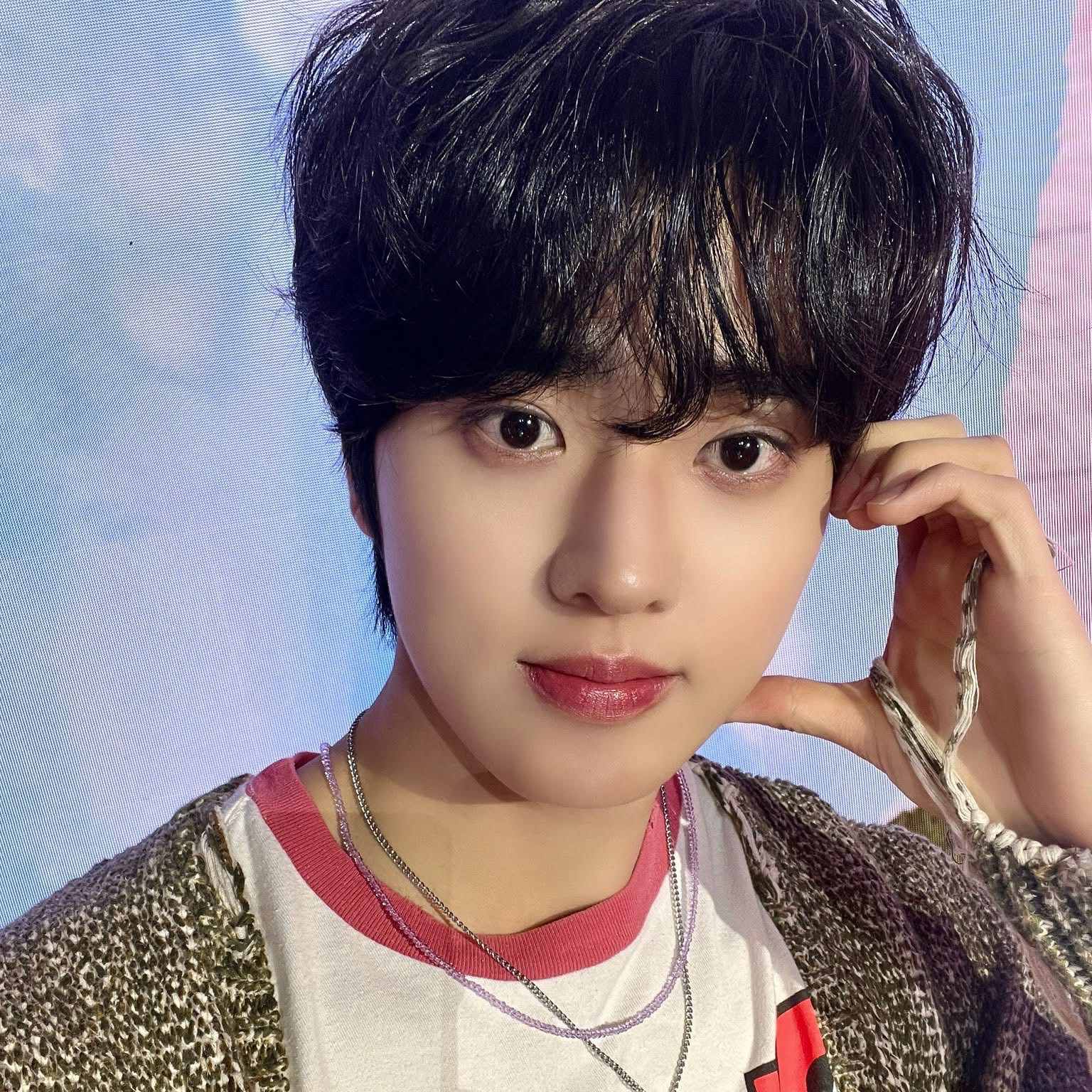 Behind-the-scenes cut of Eunchan (TEMPEST)