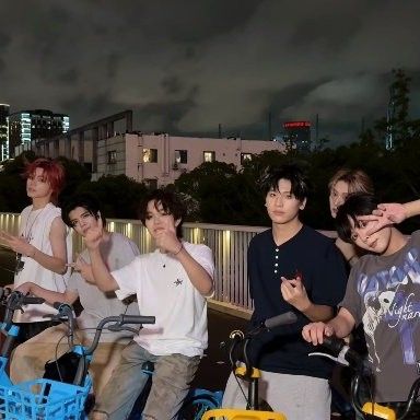 Behind-the-scenes cut of NexT1DE