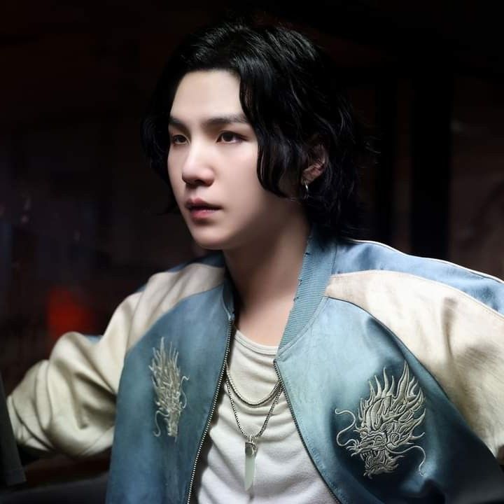 SUGA (防弹少年团)的最新活动照片