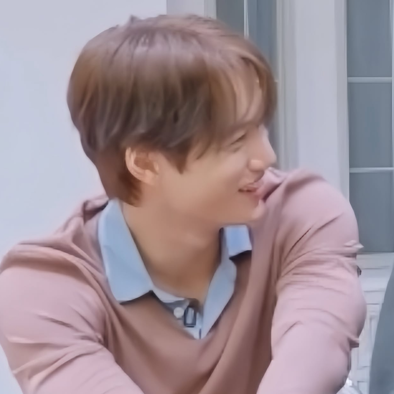 Foto aktivitas terbaru Kai (EXO)