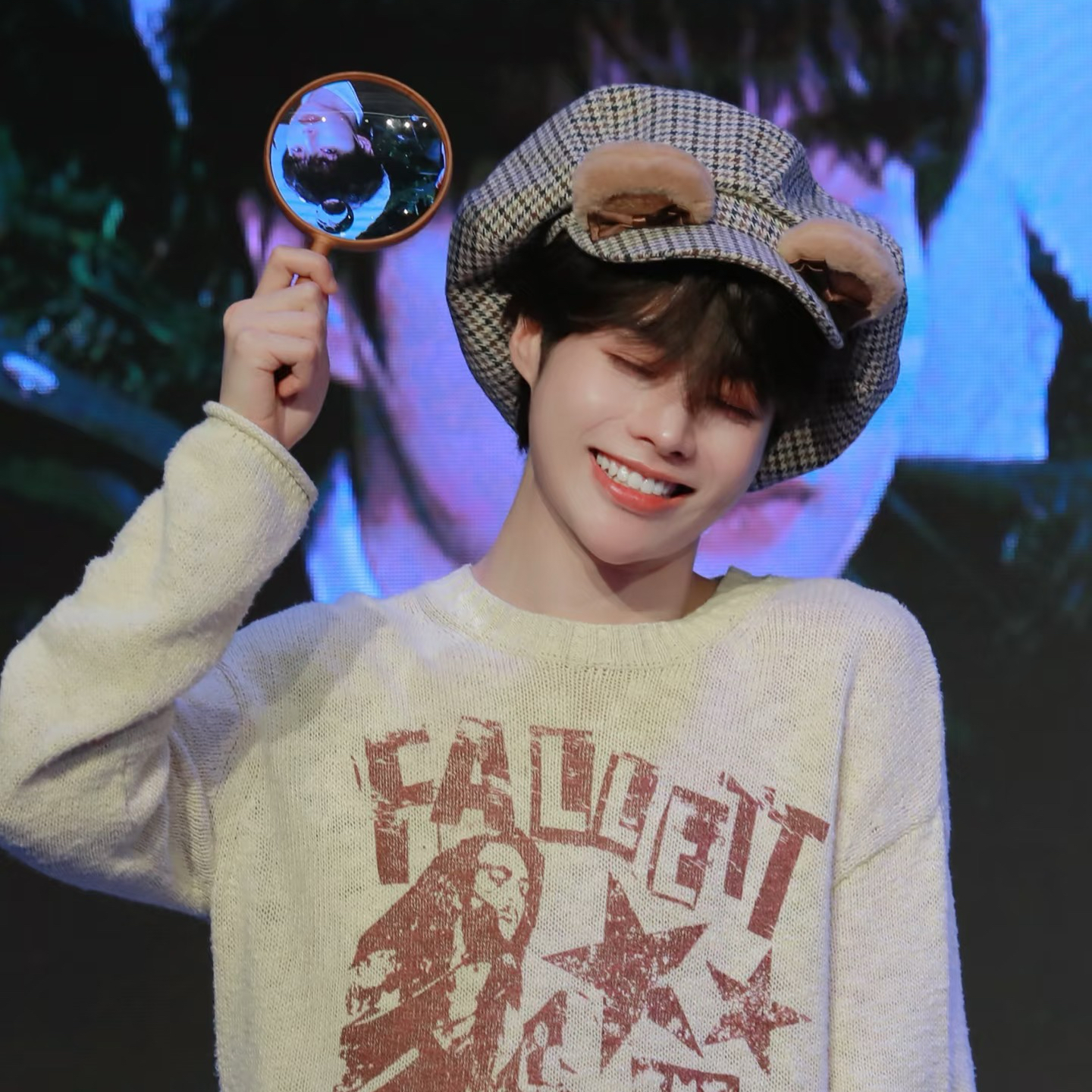 Behind-the-scenes cut of Hanbin (TEMPEST)