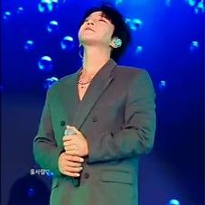 Behind-the-scenes cut of Hwang Chiyeol