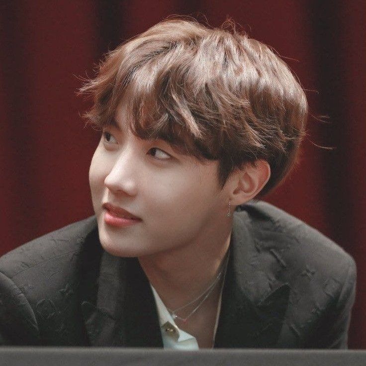 j-hope (BTS)の最近の活動写真