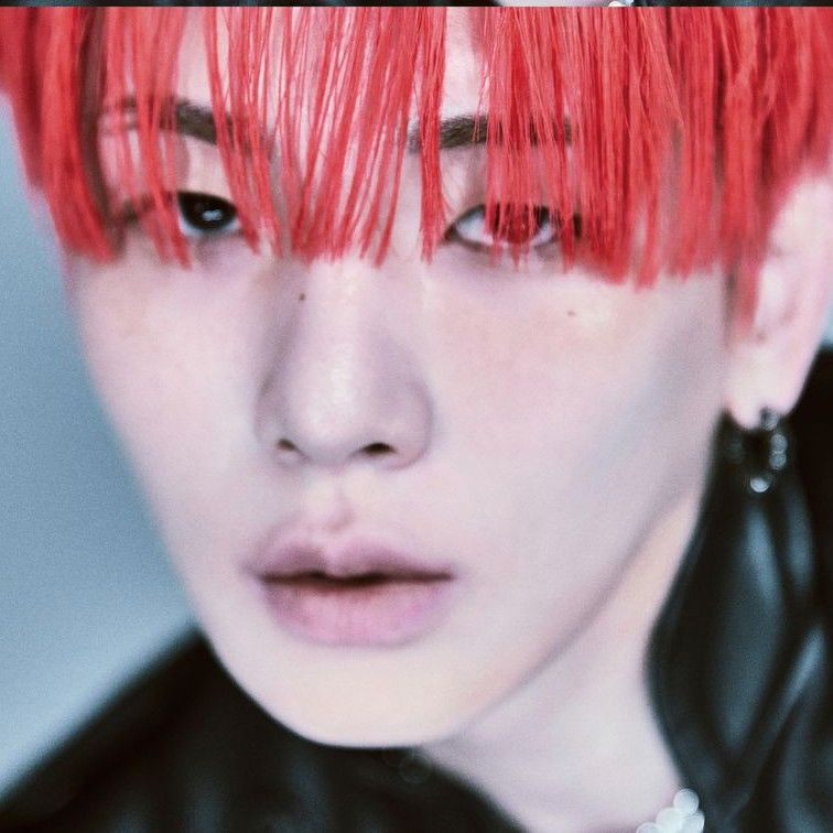Behind-the-scenes cut of Key (SHINee)