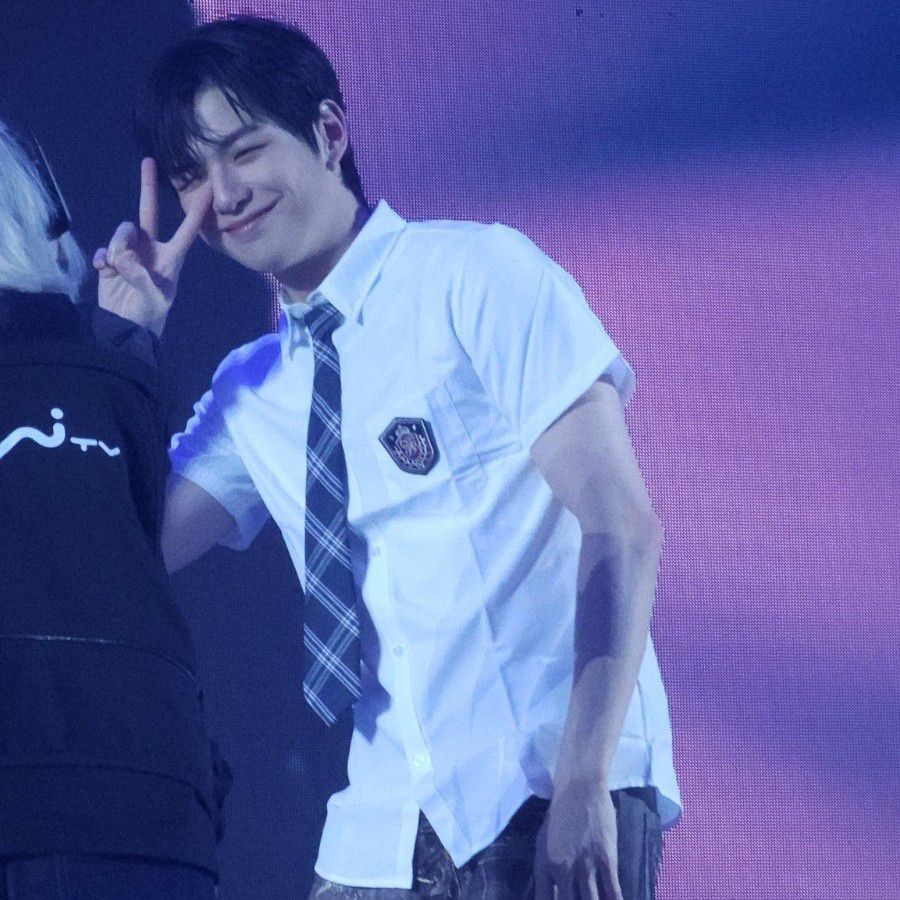 Recent activity shot of Kang Daniel