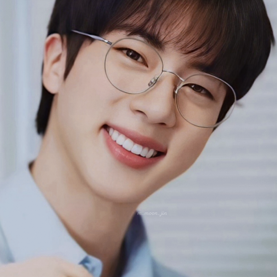 Behind-the-scenes cut of Jin (BTS)