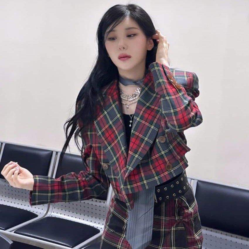 이채연의 비하인드 컷