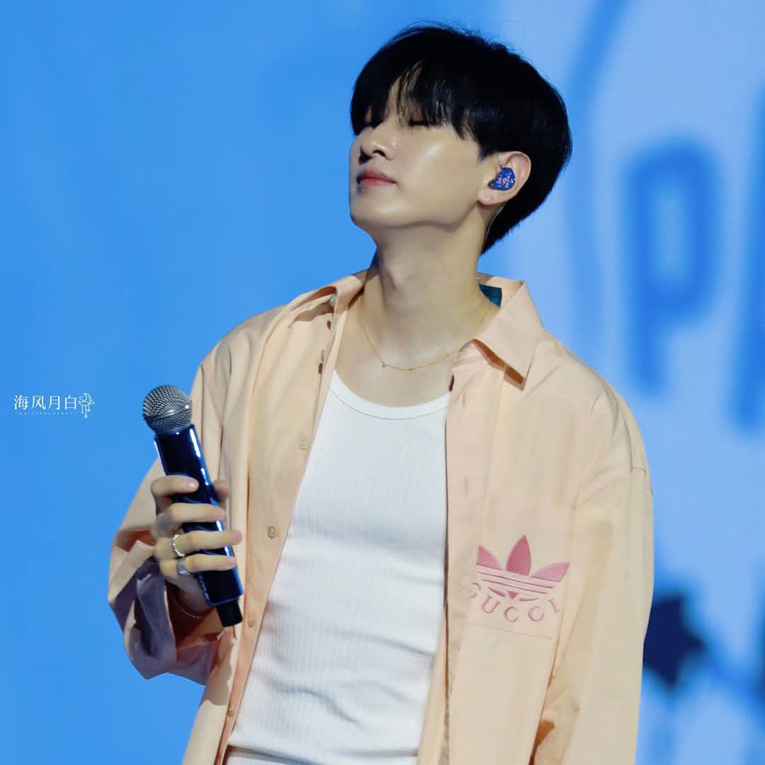 Latest photo of Eunhyuk (Super Junior)