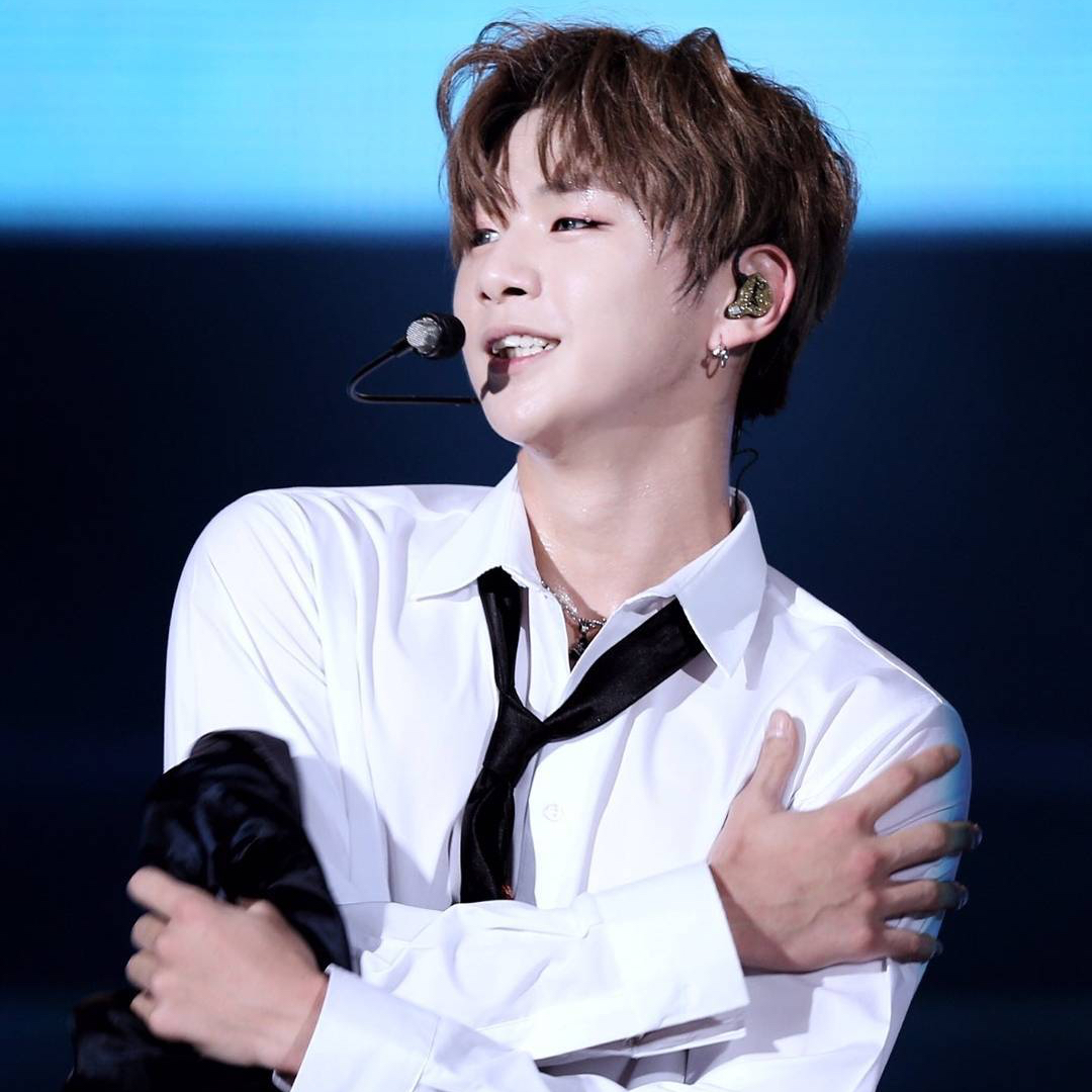 A moment captured by Kang Daniel's fan