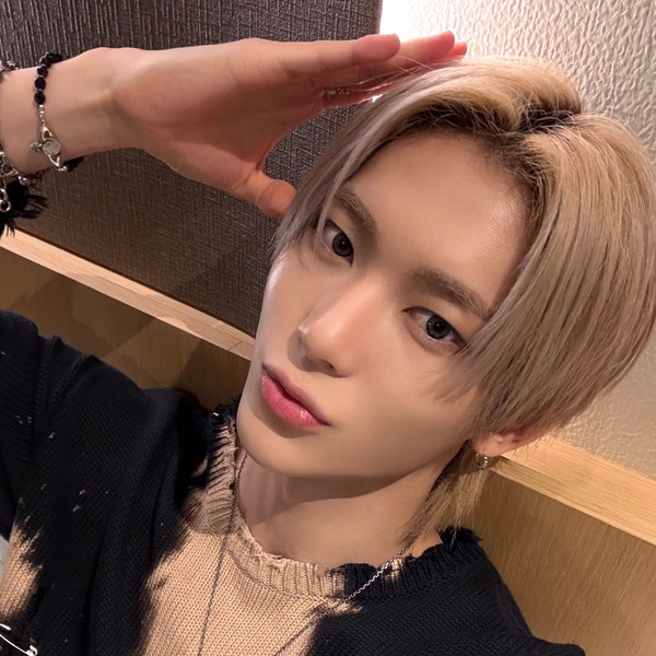 Shining profile picture of Siyun (NOWZ) on today's Choeaedol