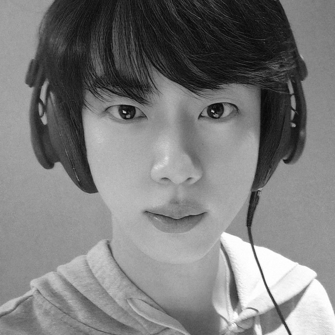 진 (방탄소년단)의 비하인드 컷