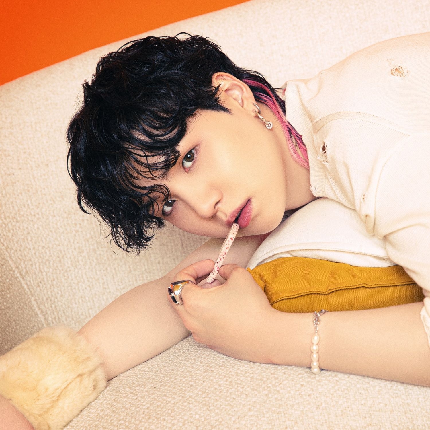 Behind-the-scenes cut of SUGA (BTS)
