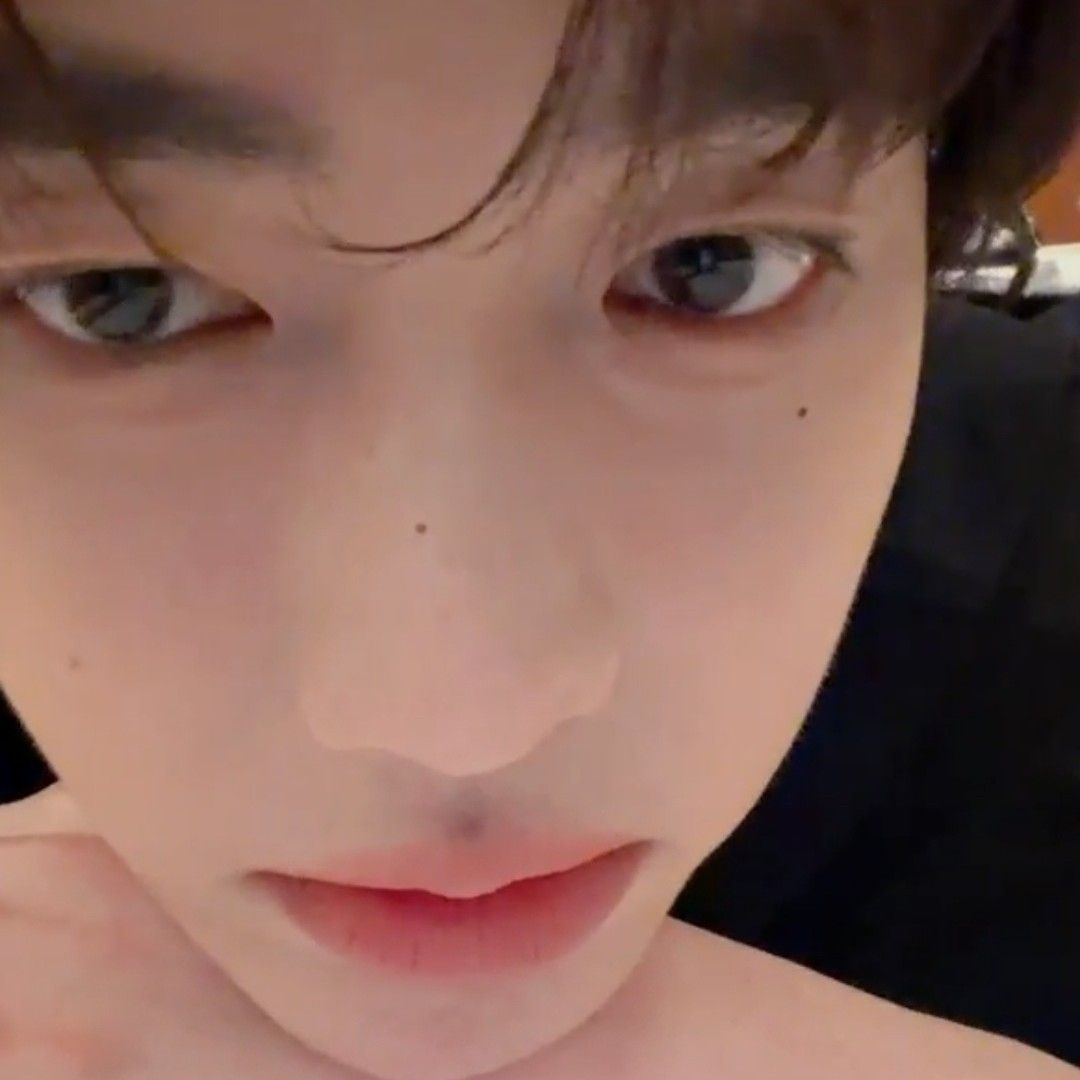 Behind-the-scenes cut of Zhang Hao (ZEROBASEONE)