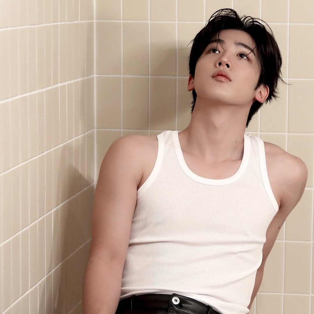 Recent activity shot of Kim Yohan (WEi)