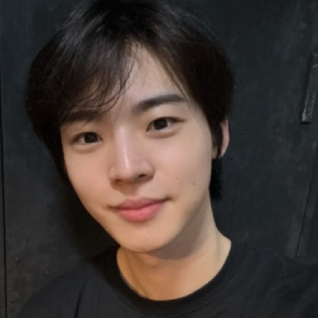 Latest photo of Hyojin (ONF)