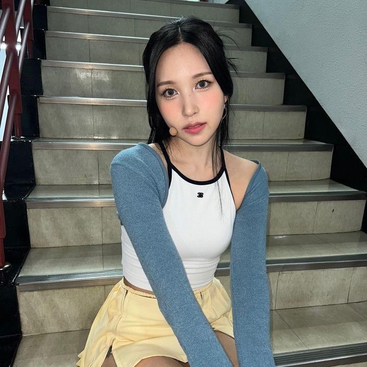 Mina (TWICE)的最新照片