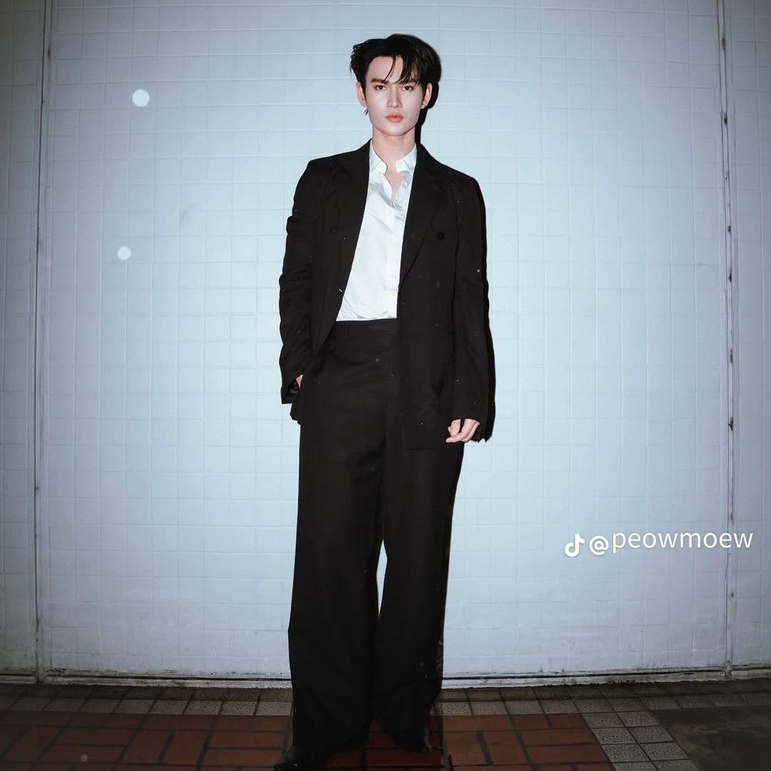 Recent activity shot of Hong (LYKN)