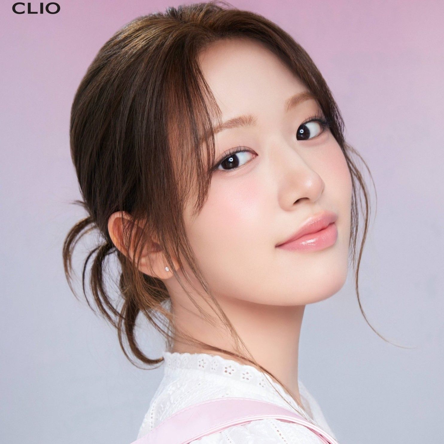 Behind-the-scenes cut of An Yujin (IVE)