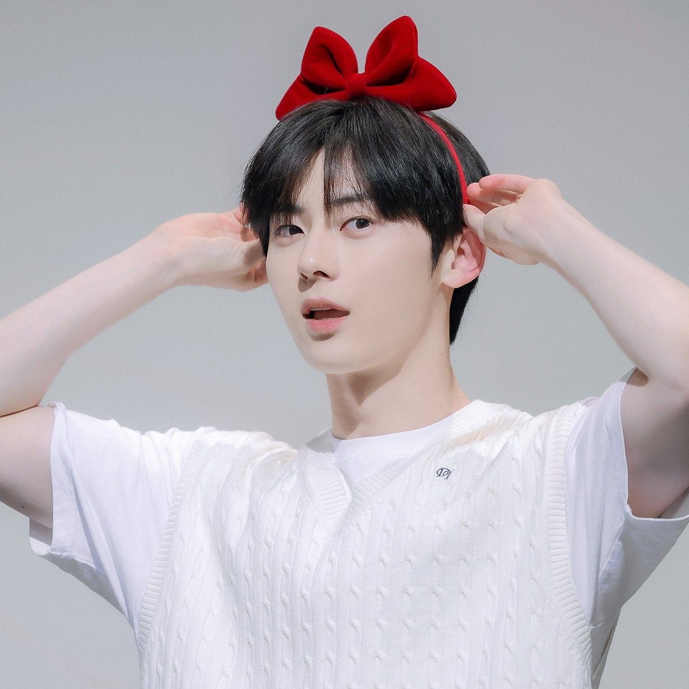 A moment captured by Hwang Minhyun's fan