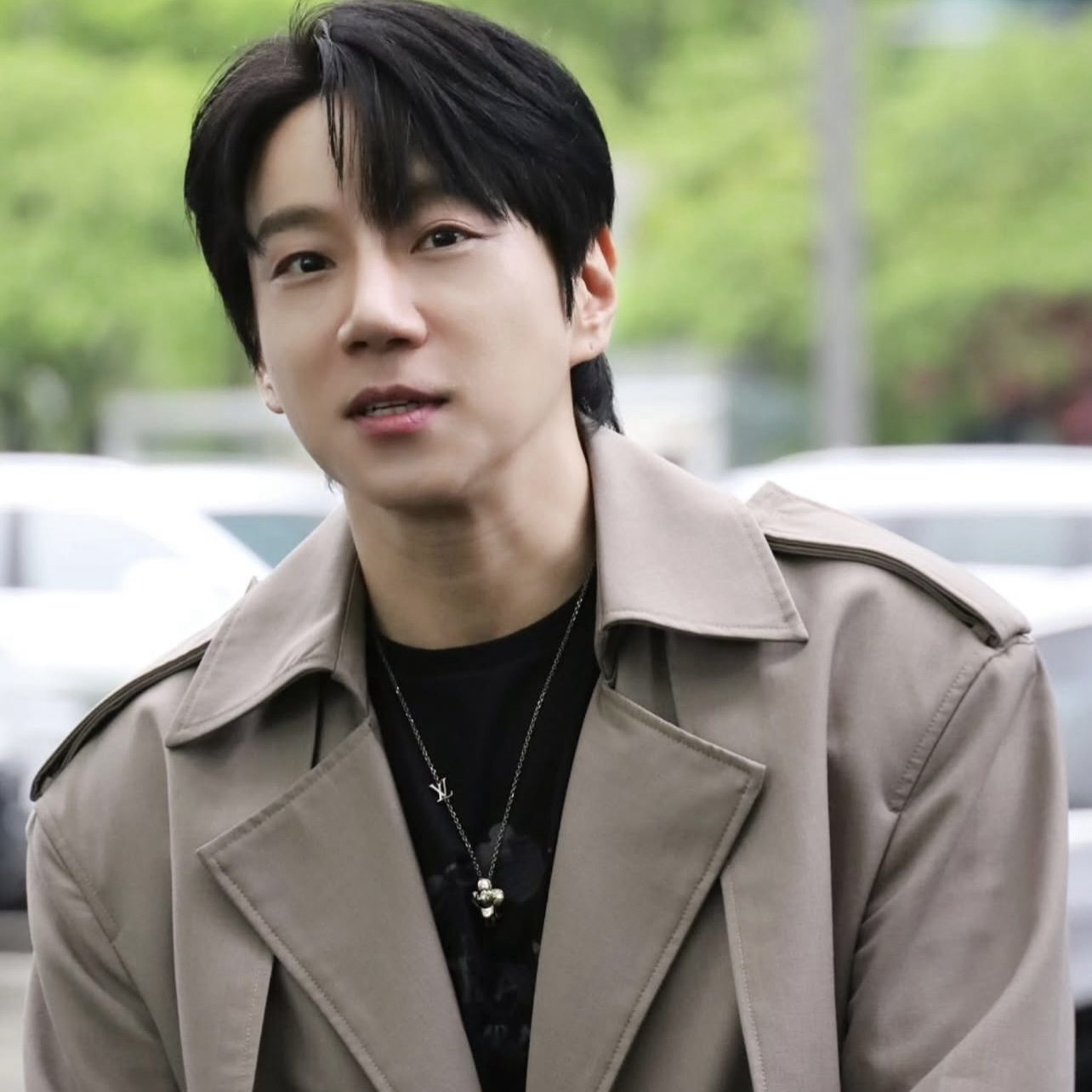 Recent activity shot of Hwang Chiyeol