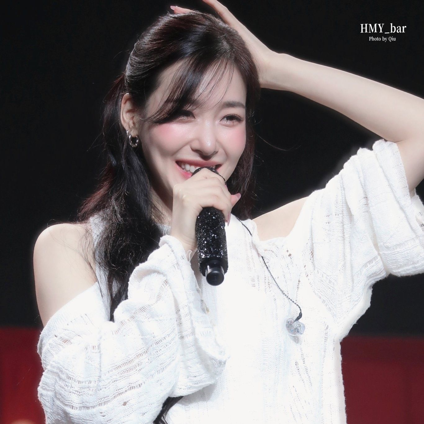 Behind-the-scenes cut of Tiffany Young (Girls' Generation)