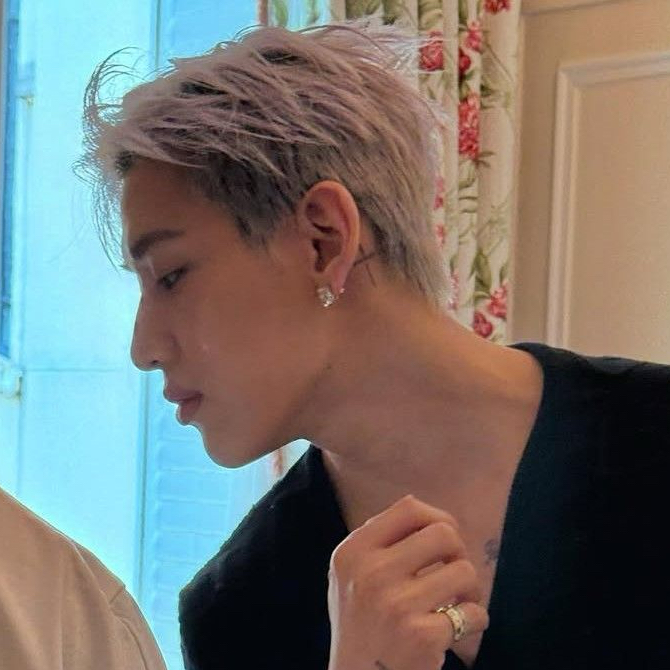 Latest photo of Bambam (GOT7)