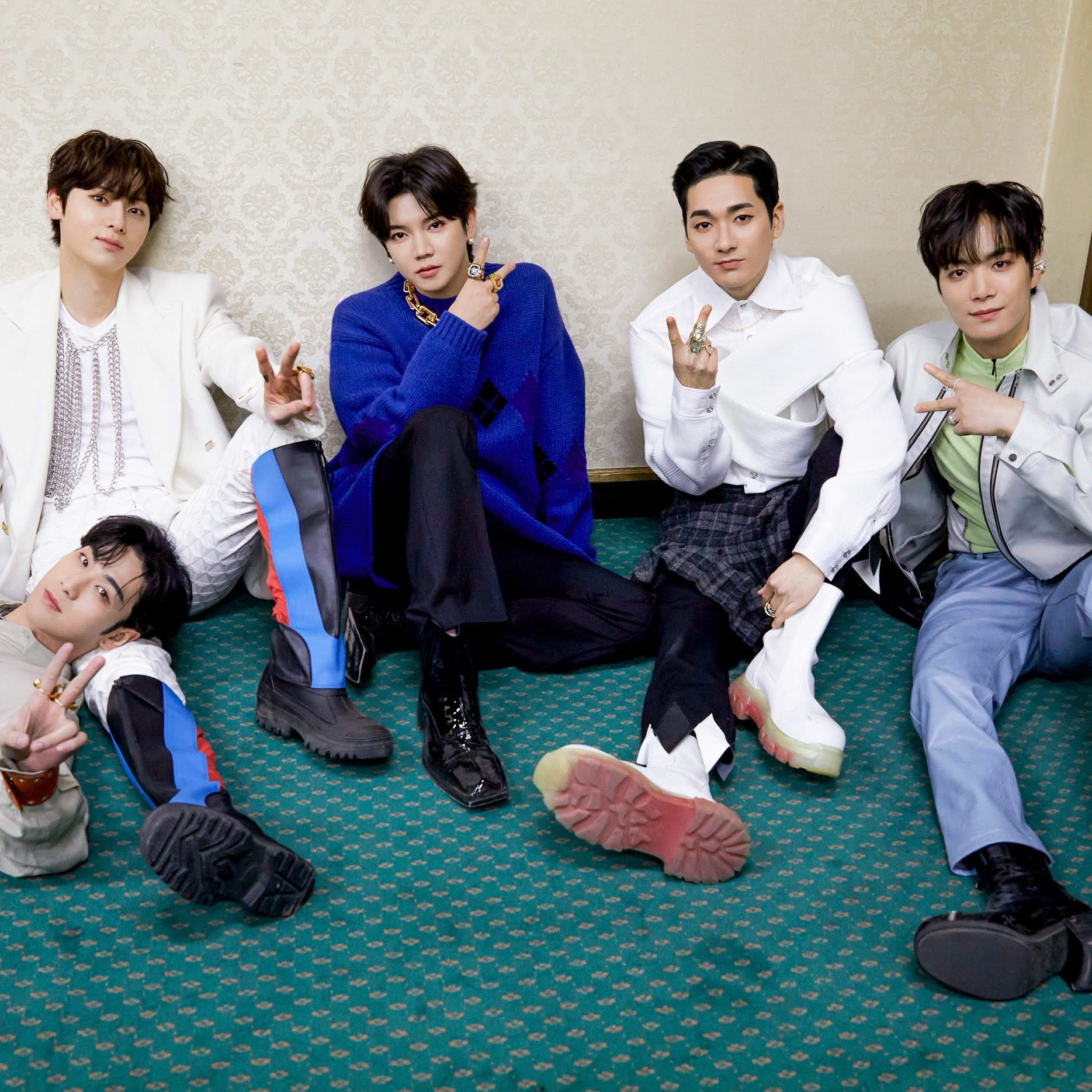 Recent activity shot of NU'EST