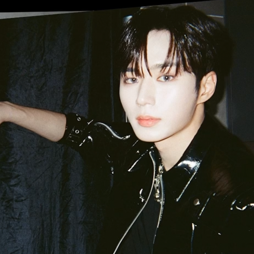 Recent activity shot of Kim Junseo (ALPHA DRIVE ONE)