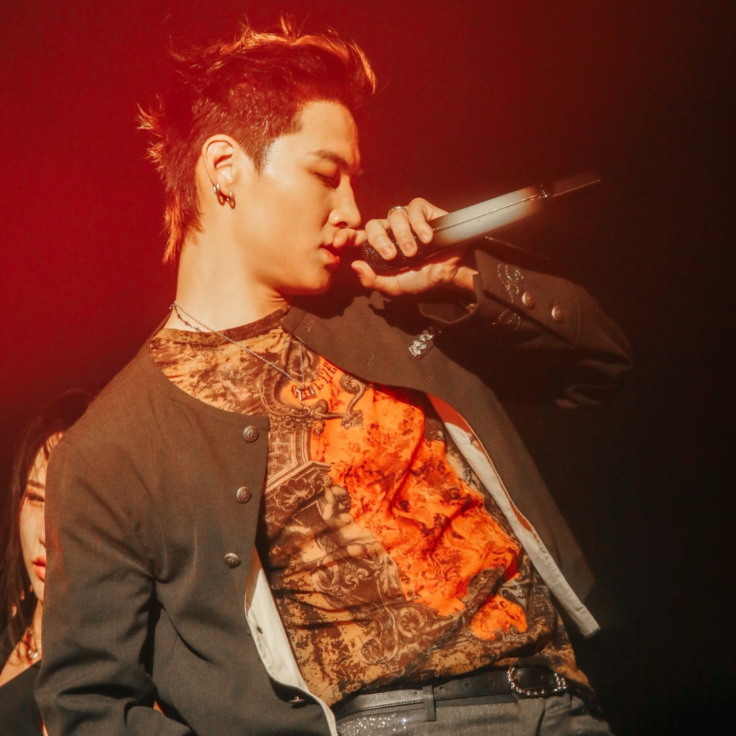 Latest photo of JAY B (GOT7)