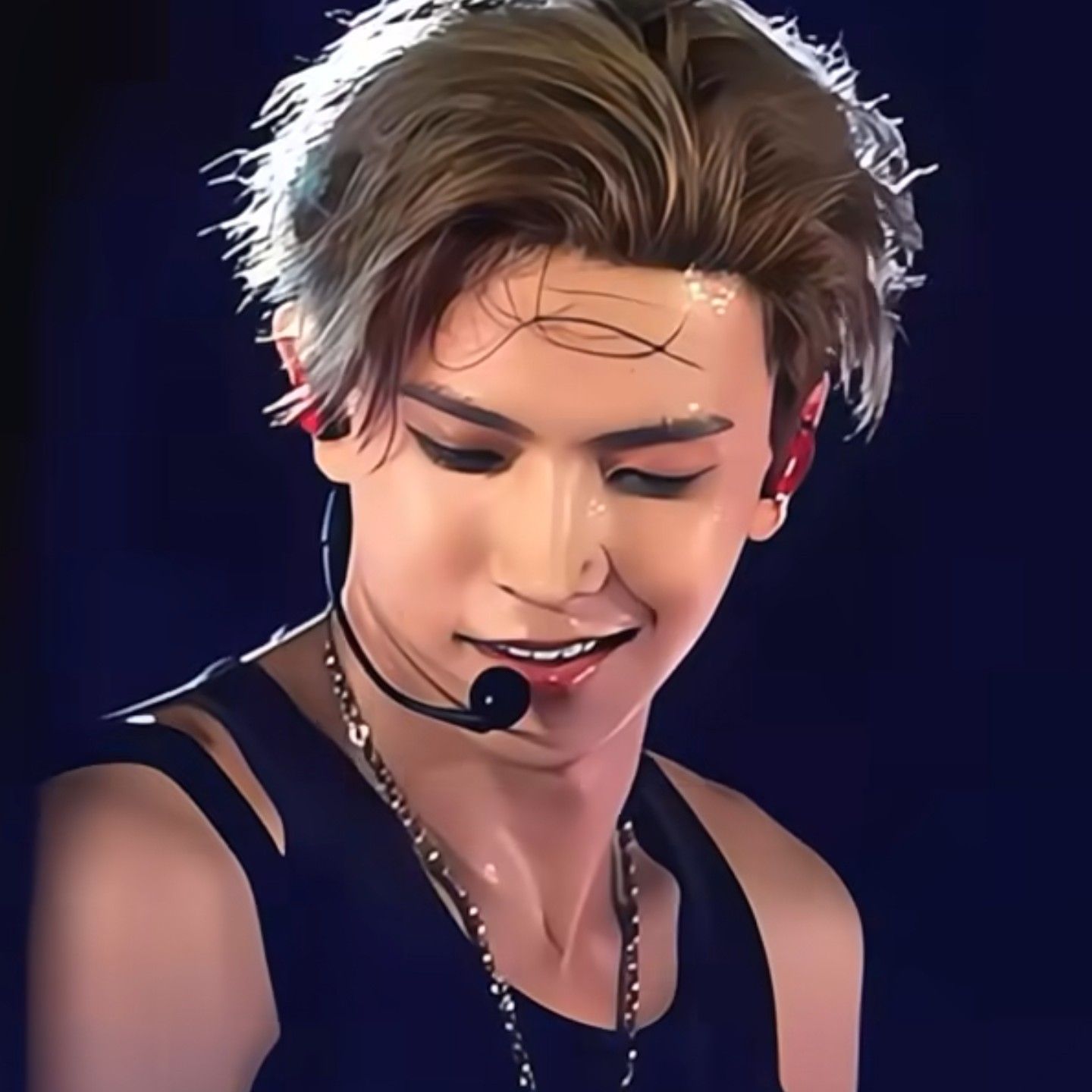 Foto terbaru Heeseung (ENHYPEN)