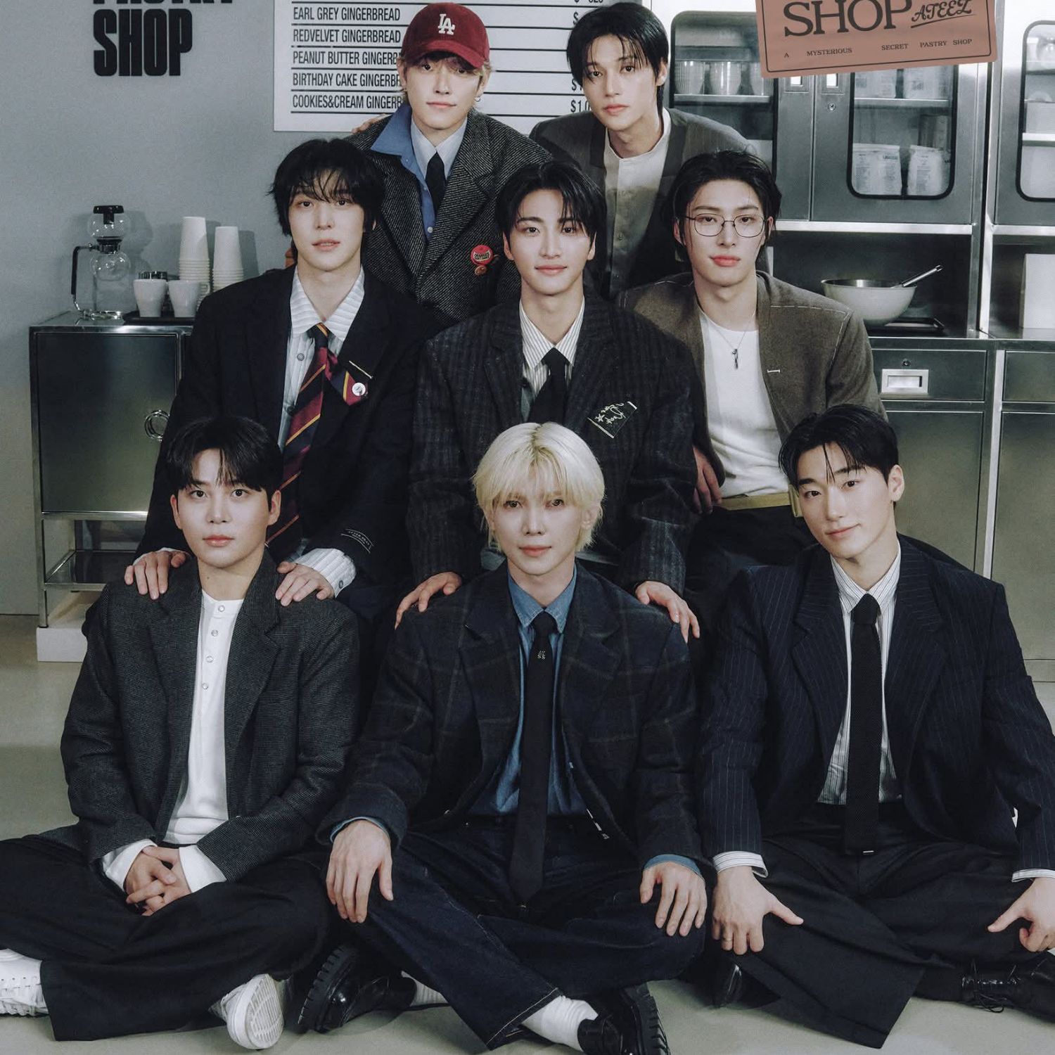 에이티즈의 비하인드 컷