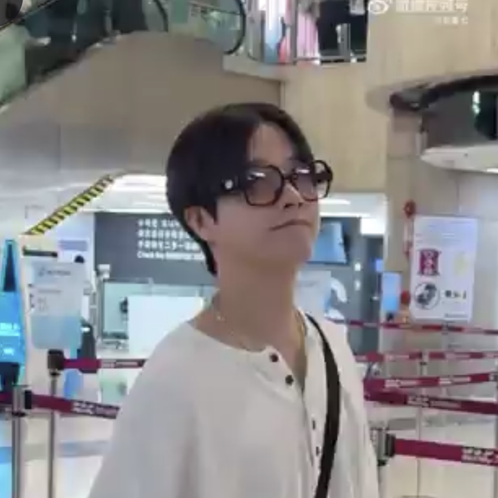 Latest photo of JAY (iKON)