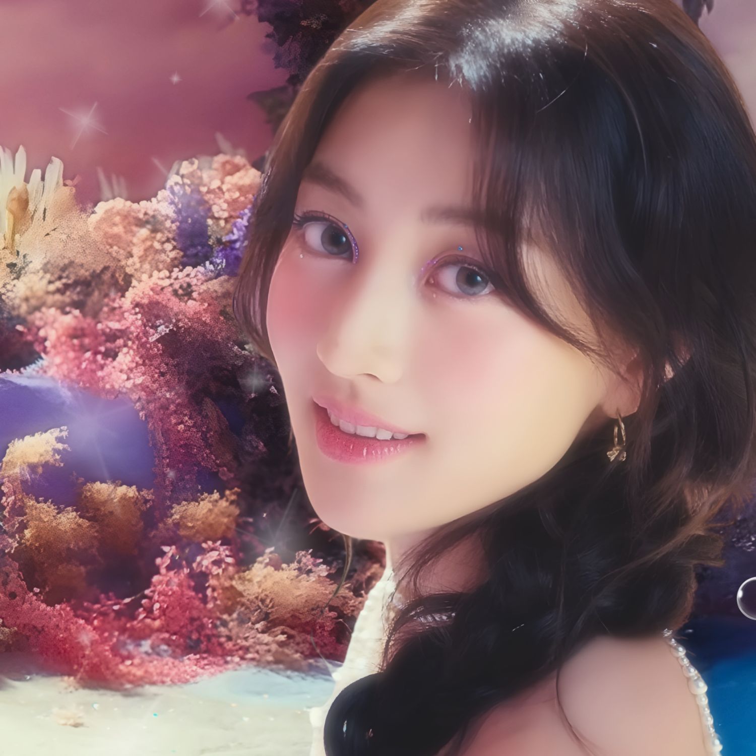 Latest photo of Jihyo (TWICE)