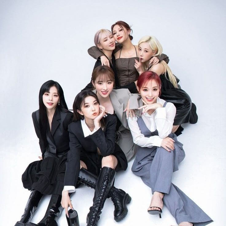 A moment captured by DREAMCATCHER's fan