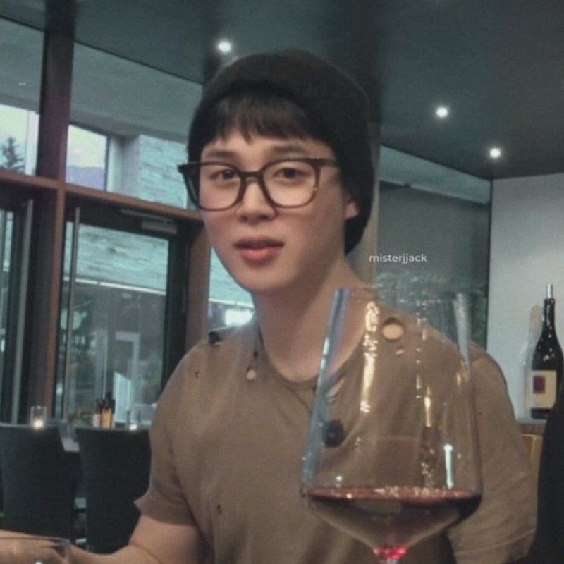 Foto aktivitas terbaru Jimin (BTS)