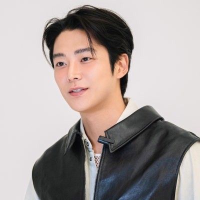 A moment captured by Rowoon's fan