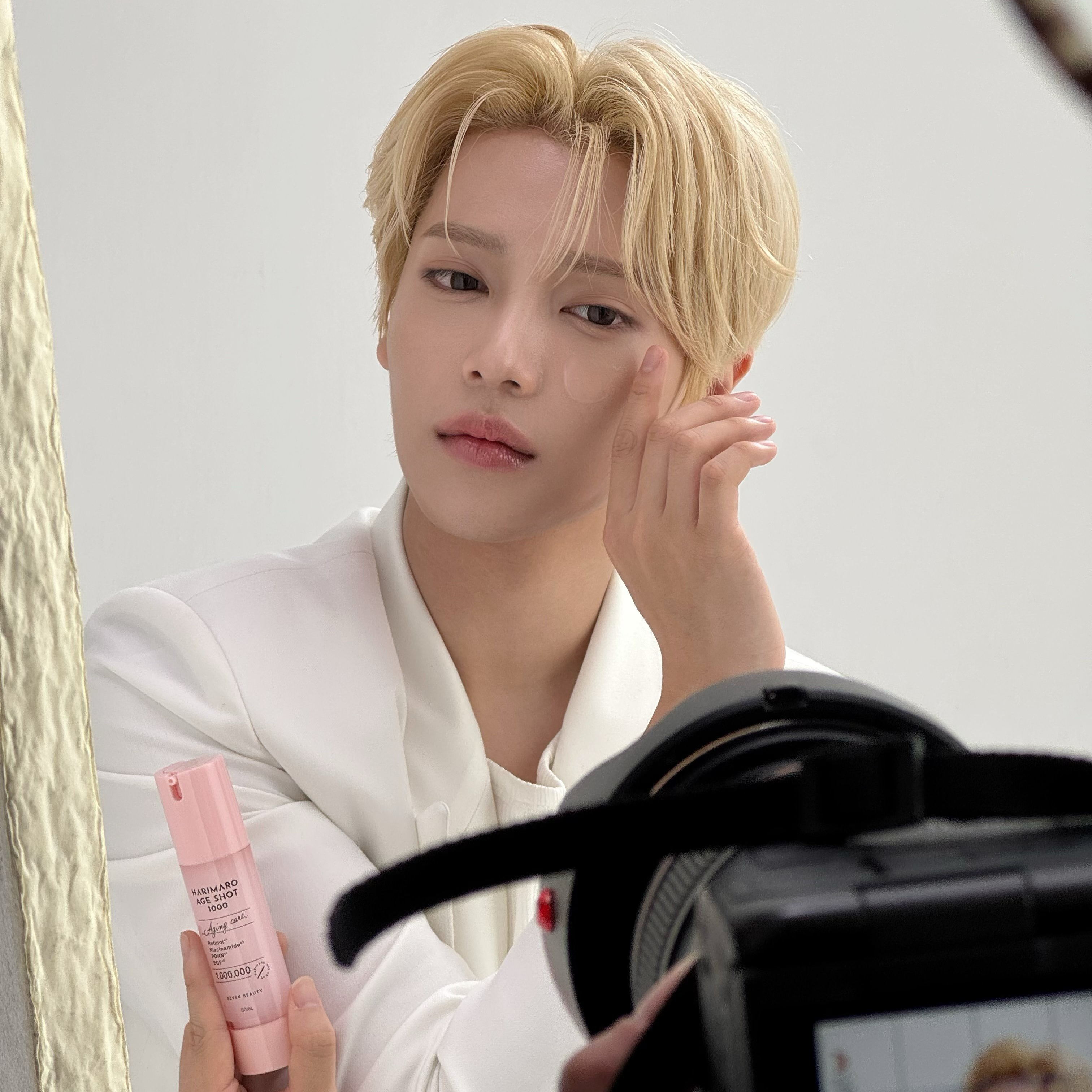 Behind-the-scenes cut of Jang Haneum