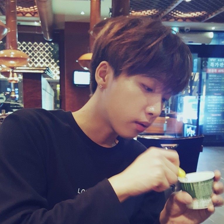 Latest photo of Jeong Sewoon