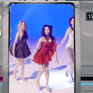 Rima (NiziU)的最新照片