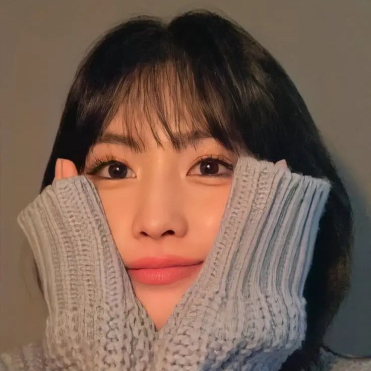 A moment captured by Momo (TWICE)'s fan