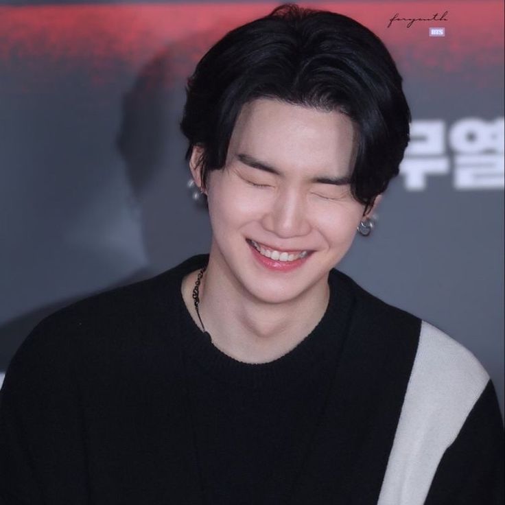 Behind-the-scenes cut of SUGA (BTS)